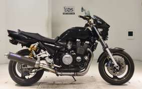 YAMAHA XJR1300 2002 RP03J
