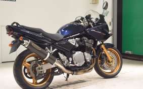 SUZUKI BANDIT 1200 S 2003 GV77A