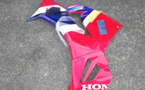 HONDA CBR600RR 2024 PC40