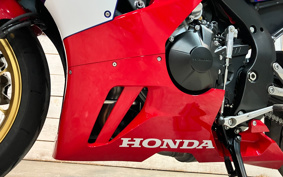 HONDA CBR1000RR-R FB SP 2023 SC82