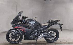 YAMAHA YZF-R25 RG10J