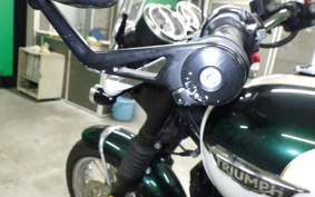 TRIUMPH BONNEVILLE T120 2018