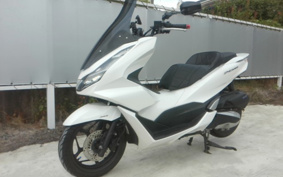 SUZUKI GSX-8S 2023 EM1AA