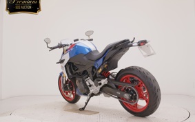 BMW F900R 2025
