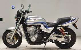 HONDA CB1300SF SUPER FOUR 2000 SC40