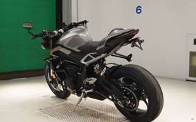TRIUMPH STREET TRIPLE RS
