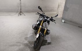 BMW R NINE T 2018 0J01