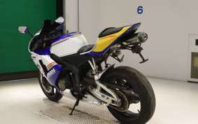 HONDA CBR600RR GEN 2 2005 PC37
