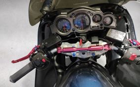 KAWASAKI ZZR1200 2004 ZXT20C
