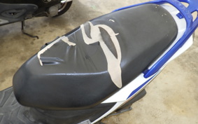 SUZUKI GSR125