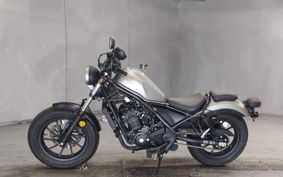 HONDA REBEL MC49