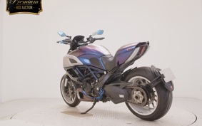 DUCATI DIAVEL 2014