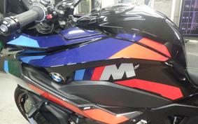BMW M1000XR 2024
