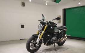 BMW R NINE T 2014