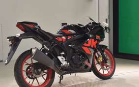 SUZUKI GSX-R125 DL33B
