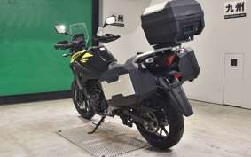 SUZUKI Vｽﾄﾛｰﾑ250A 2022