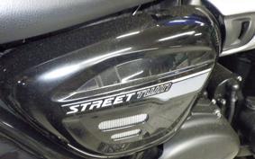 TRIUMPH STREET TWIN 2021