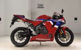 HONDA CBR600RR 2025 PC40