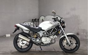HONDA VTR 250 MC33