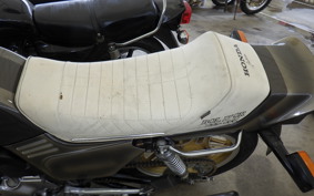 HONDA CB750F RC04
