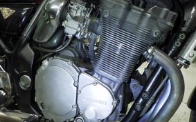 SUZUKI INAZUMA 1200 (GSX1200) 2000 GV76A