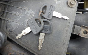 SUZUKI GSX250L GJ51E