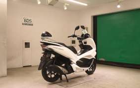 HONDA PCX 150 1993 KF30
