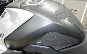 SUZUKI GSX-8R 2024 EM1AA