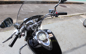 YAMAHA ROADSTER1700 SILVERED 2006 VP17