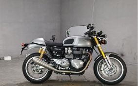 TRIUMPH  TRIUMPH  THRUXTON 1200R DAD72H