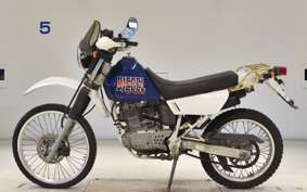 SUZUKI DJEBEL 200 (DR200SE) SH42A