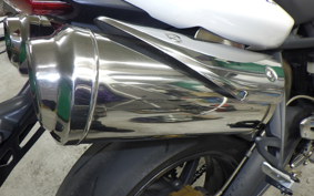 TRIUMPH STREET TRIPLE 2008