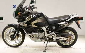 HONDA AFRICA TWIN 750 2001