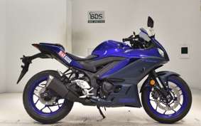 YAMAHA YZF-R25 A 2002 RG74J