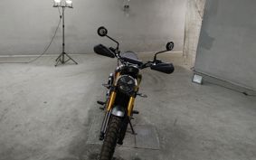 TRIUMPH  TRIUMPH  SCRAMBLER 400X T147Y0