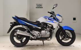 SUZUKI GSR250 2011