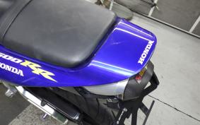 HONDA CBR600RR 2006 PC37