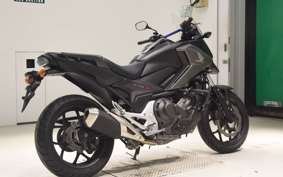 HONDA NC750X D 2020