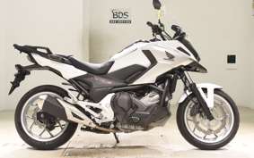 HONDA NC750X D Limited 2017 RC90