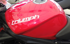 TRIUMPH STREET TRIPLE R 2011