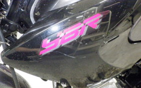 YAMAHA YBR125 2015