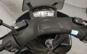 YAMAHA TRICITY 125 SE82J