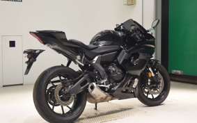 YAMAHA YZF-R7 2025 RM39J
