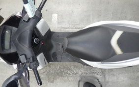 YAMAHA TRICITY 125 2004 SE82J