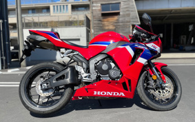 HONDA CBR600RR ABS 2025 PC40
