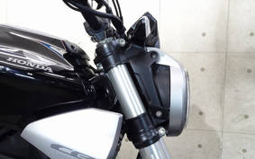 HONDA CB250R MC52