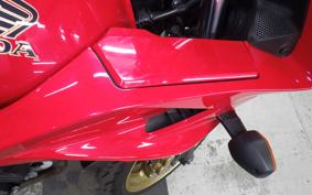 HONDA CB400 SUPER BOLDOR VTEC 2015 NC42