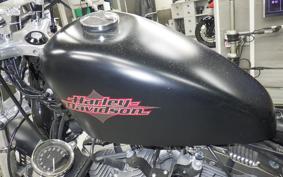 HARLEY XL1200V 2012