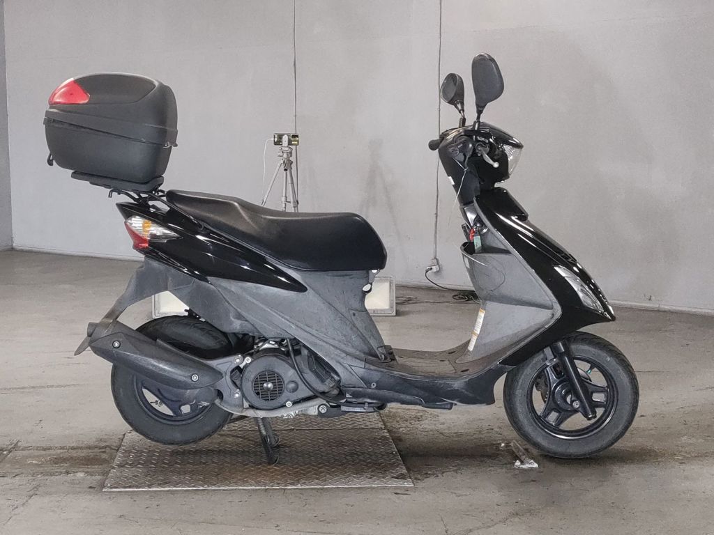 Фото Suzuki ADDRESS V125 с японского аукциона