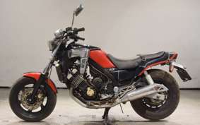 YAMAHA FZX750 2AK